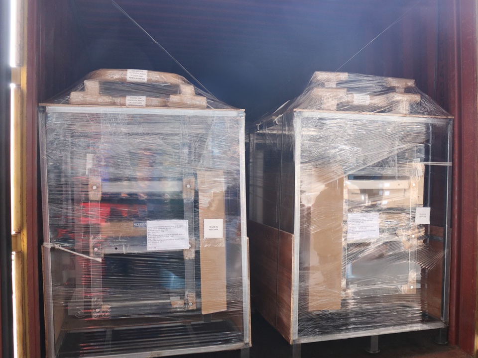 Telescopic bleachers project image 4