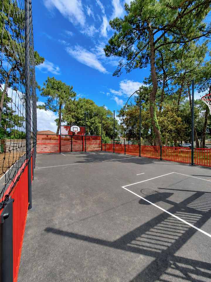 a-muga-project-recently-completed-in-ile-d-oleron-france-4